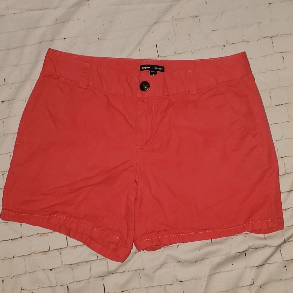 EUC Aubrey Shorts in Watermelon shade